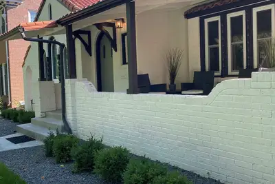 Image de Denver-So Park Hill-Toothbrush & Clothes Are All You Need! \nSleeps 6-8. Pets Ok.