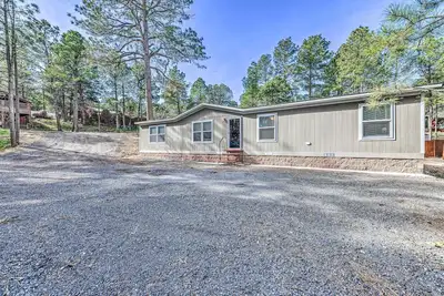 Image de Ruidoso Home Near Golfing, Hiking & Shopping