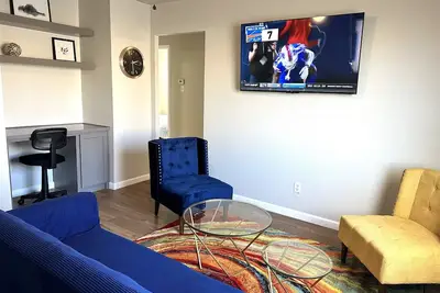 Image de A Beautiful Storey - Quiet Condo minutes from Midland Memorial