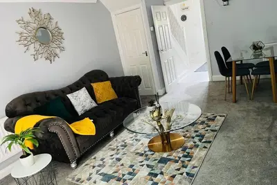 Image de Lovely 2-Bed House in Rochester