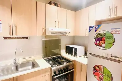 Image de A fully furnished 2bedroom apartment located at Al Raffa.