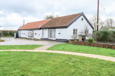 Image de The Granary, pet friendly, with a garden in Long Stratton