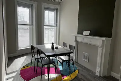 Newly renovated 5bed/3bath townhouse in Station North arts district