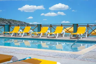 Image de Beautiful Apt Overlooking Little Bay