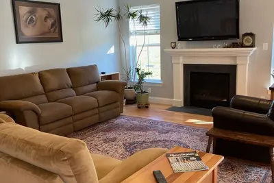 Image de Claire's Place: sleeps 8, 3 bedrooms, 2 full baths