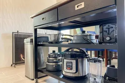 Single Story Uptown Living @ Central/Camelback Light Rail