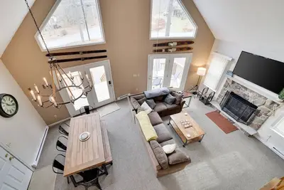 Image de Pocono Mountains 4-Season Home Rental