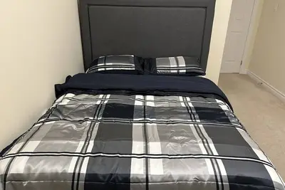 Image de Spacious family friendly home, game room, 5 minutes from Lake Simcoe