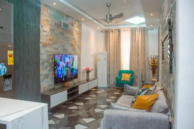 Image de Lovely 1-Bedroom home in Tema - Community 3