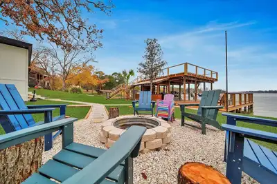 Image de No Wake Zone: Lake Livingston Water Front Retreat