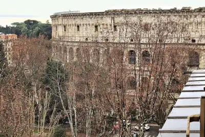 Image de 1 minute away from Colosseum with panoramic view