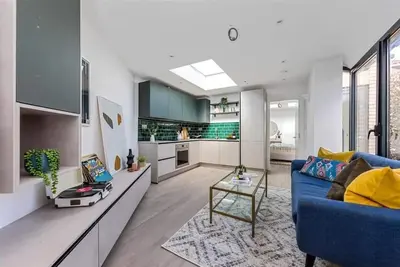 Image de Cozy London House with Garden & Terrace | Near Westfield Stratford & Tube