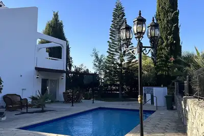 Image de Villa Scoble with private pool in Bellapais Village.