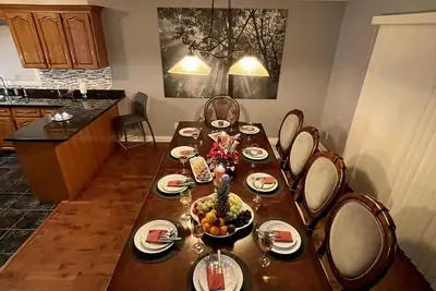 Image de 3+ bedroom bungalow - steps from Georgian Bay water