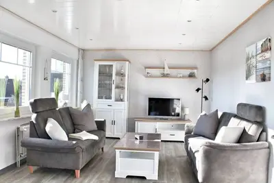 Image de Our modern 87 square meter vacation apartment in the Ostermarsch district of Norden.