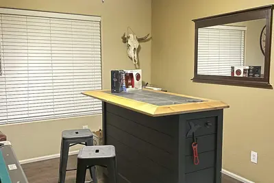 Image de Cozi 3 bedroom with pool table and full bar