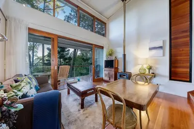 Image de Couples Getaway. Sunshine Coast Hinterland. Cosy with Fireplace. Pet-Friendly!