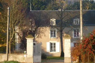 Image de 6 personnes avec jardin privative, piscine chauffée