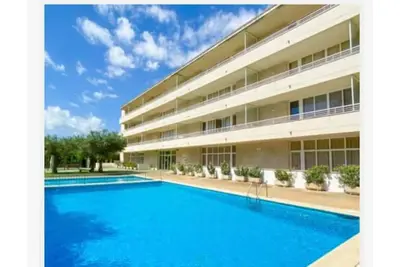 Image de Appartement climatisé dans résidence avec piscine