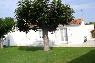 Image de House between near Royan-3 bedrooms-garden