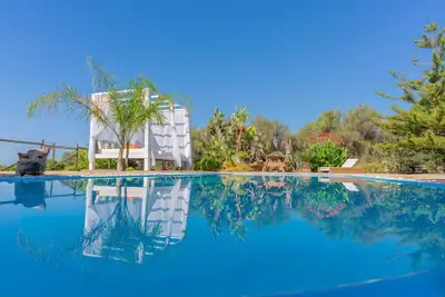 Image de Finca élégante dans un cadre naturel isolé, piscine exclusive et vue panoramique