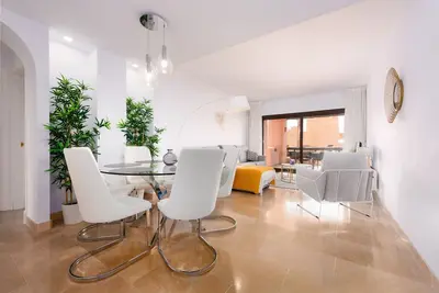 Image de Coto Real 2408 Kiznos Sun & Relax