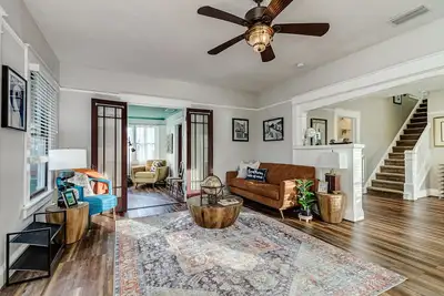 Image de Uncle Ed's Historic Bungalow