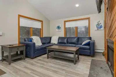 Image de Mount Snow Beautiful villa with Hot Tub. 3 bedrooms and 2 bathrooms sleeping 6.