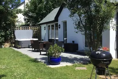 Image de 'Bramble Cottage' bungalow with optional hot tub and shared Ev charger.