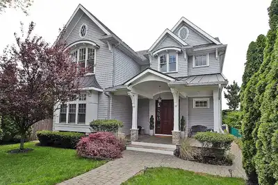 Image de Water Front Property — Sunrise & Sunset Serene Paradise