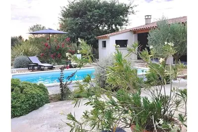 Image de Perle rare :Villa de Campagne 140 m2 avec Piscine  son pool house & Grand jardin