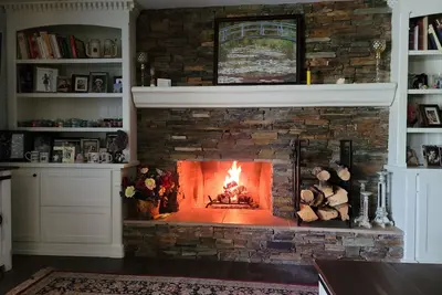Image de Resort style luxury ranch home with many extra amenities.