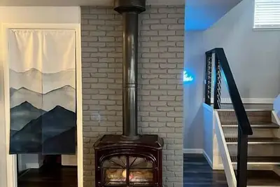 Image de 3 Kings & 1 Queens, Sparks Vacation Vibes