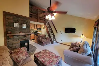 Image de Cozy Loft nestled atop of Snowshoe