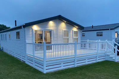 Image de Lodge with a Sea View and Private Parking, Full Bathroom and En Suite