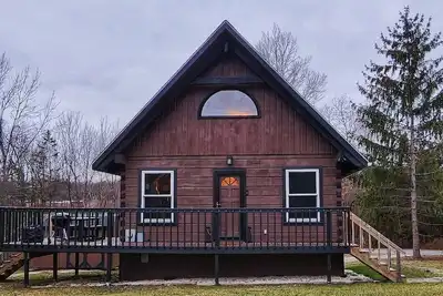 Image de Relax at this cozy 2 bedroom 2 bathroom getaway