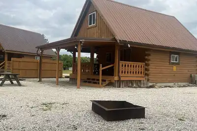 Image de Yellow Banks Log Cabin With Waterfront Views