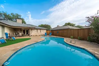 Prestonwood 4 Bed 3Bath Specious with Garage