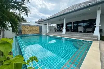 Image de Villa confortable avec piscine privée