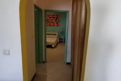 Image de Large apartment in quiet area within walking distance from the sea