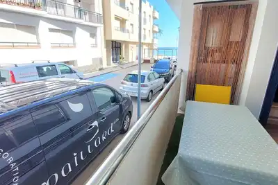 Image de Appartement 2 chambres climatisé avec terrasse en plein cœur du port de Llançà, à deux pas de la plage