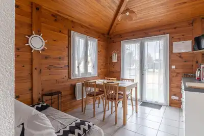 Image de Maison T3 pour 4 personnes à 400m de la plage et du centre, avec terrasse et parking.