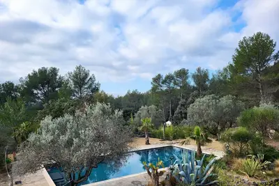 Image de Provence Var location de vacances Piscine