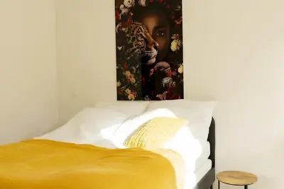 Image de Comfort apartment no. 5 on the 1st floor on the right (street side, balcony)