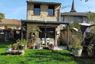 Image de Jolie maison t3 située au calme 5 min du Lac