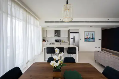 Image de Glamorous 3br with Marina view