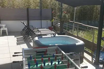 Image de Appartement \"T5 Bio Dans Villa d'Olivier\" avec bain Ă remous et Wi-Fi