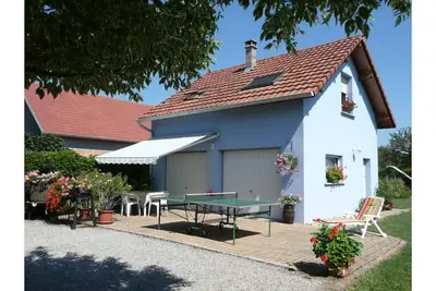 Image de Gîte La Maison Bleue *** 6km route du vin proche Colmar cour sécurisée jardin