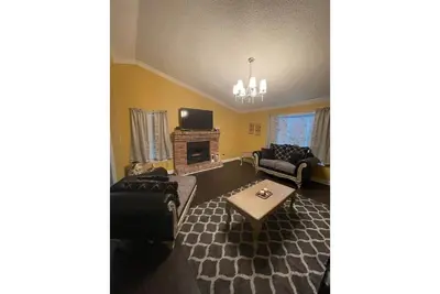 Image de Re Stylish Condo By Mall Area