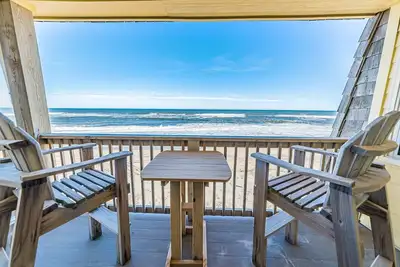 Image de Gsp3 Summer Breeze. Oceanfront Condo, Elevator, Pool, Fitness Club!
